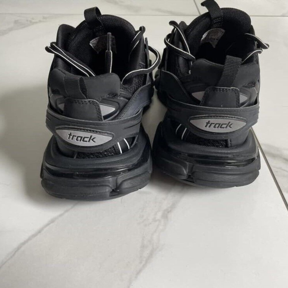 balenciaga sneakers men - Picture 2 of 4